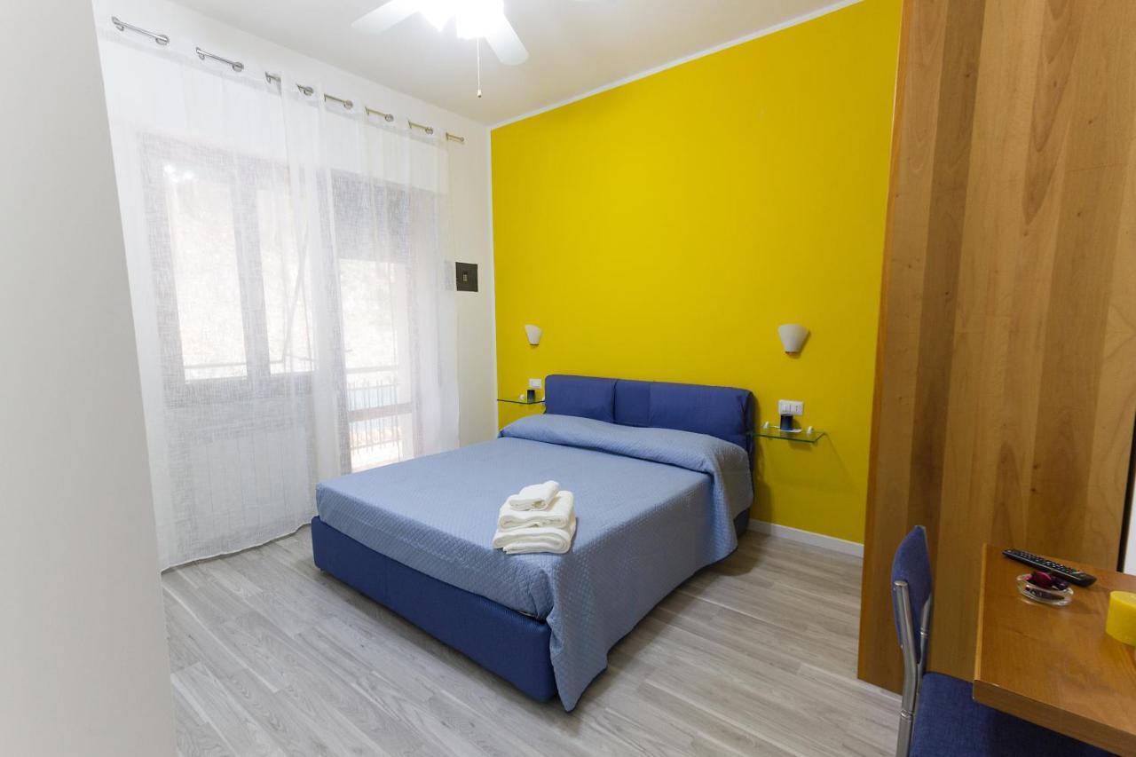 Casa Patrizia Bed and Breakfast Ascoli Piceno Exteriör bild