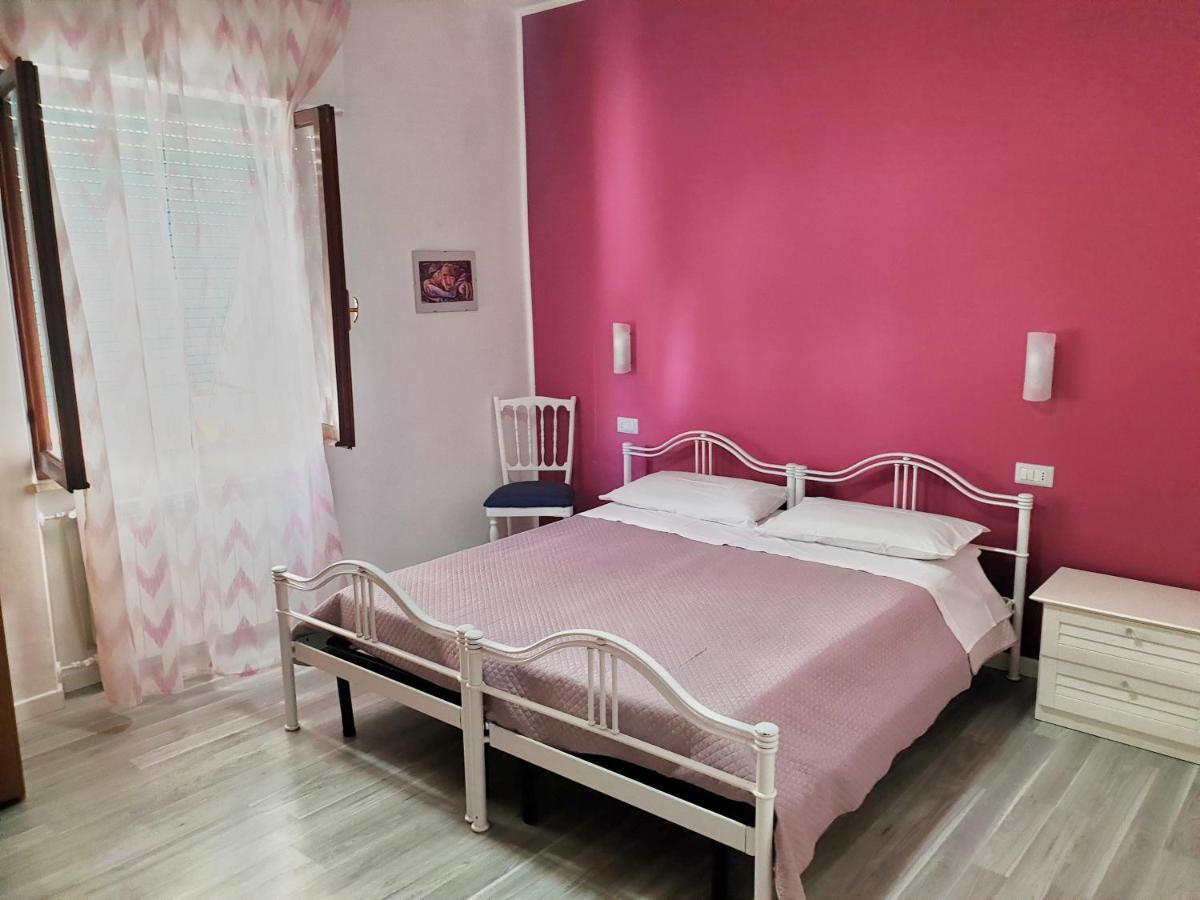 Casa Patrizia Bed and Breakfast Ascoli Piceno Exteriör bild